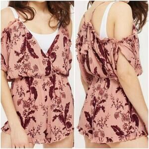Topshop cold shoulder ruffle floral short romper size small